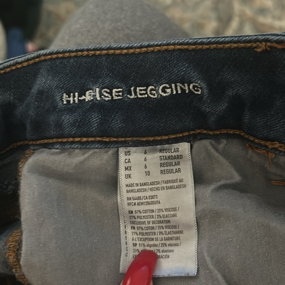 American Eagle Dark-Wash Hi-rise Jegging - Picture 4 of 4